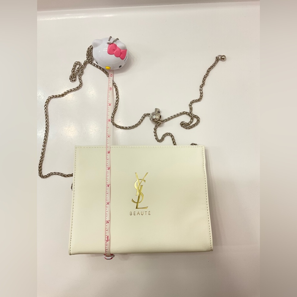 Yves Saint Laurent White Cosmetic Bag - Picture 8 of 9